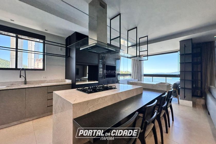 Apartamento &agrave; venda - 138m&sup2; - Centro
