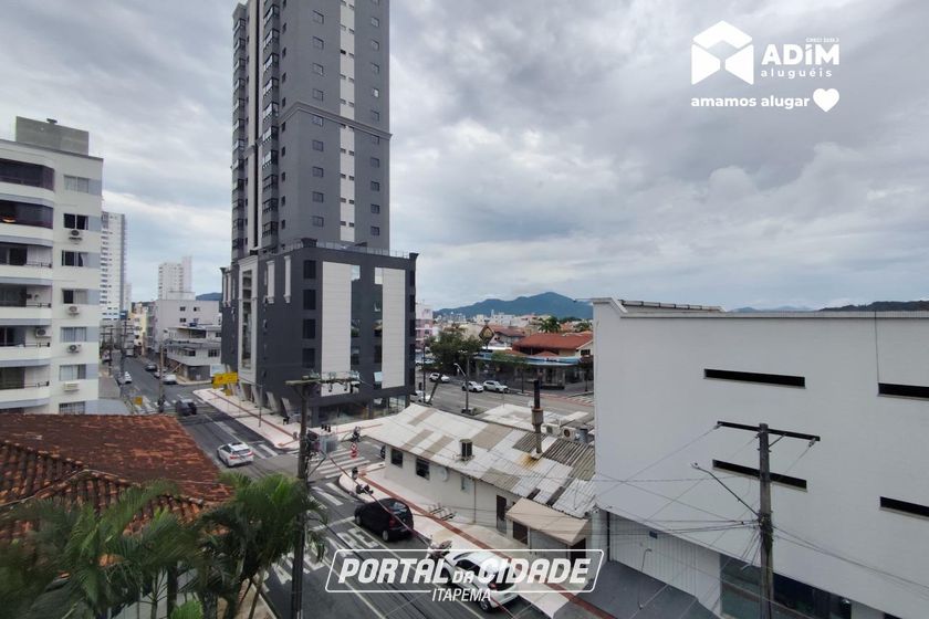 Apartamento para alugar - 84m&sup2; - Centro