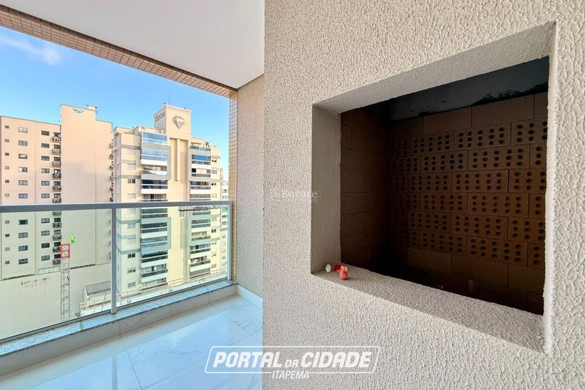 Apartamento &agrave; venda - 159m&sup2; - Meia Praia