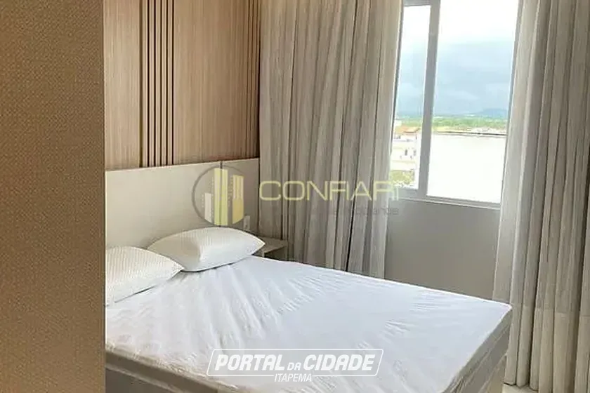 Apartamento para alugar - 163m&sup2; - Meia Praia