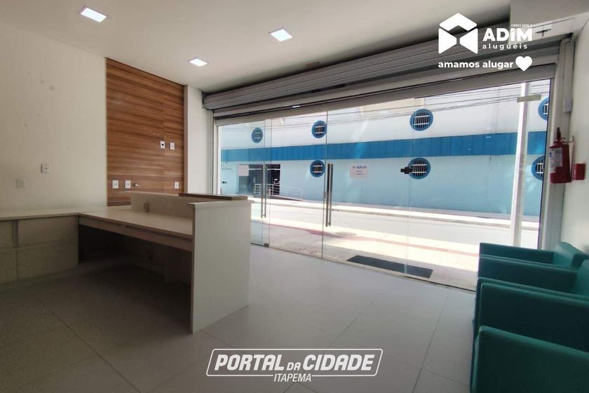 Sal&atilde;o Comercial para alugar - 180m&sup2; - Centro