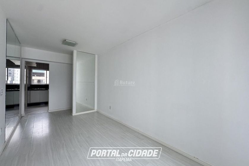 Apartamento &agrave; venda - 80m&sup2; - Barra Sul