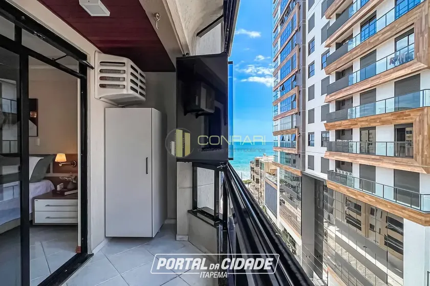 Apartamento &agrave; venda - 110m&sup2; - Meia Praia