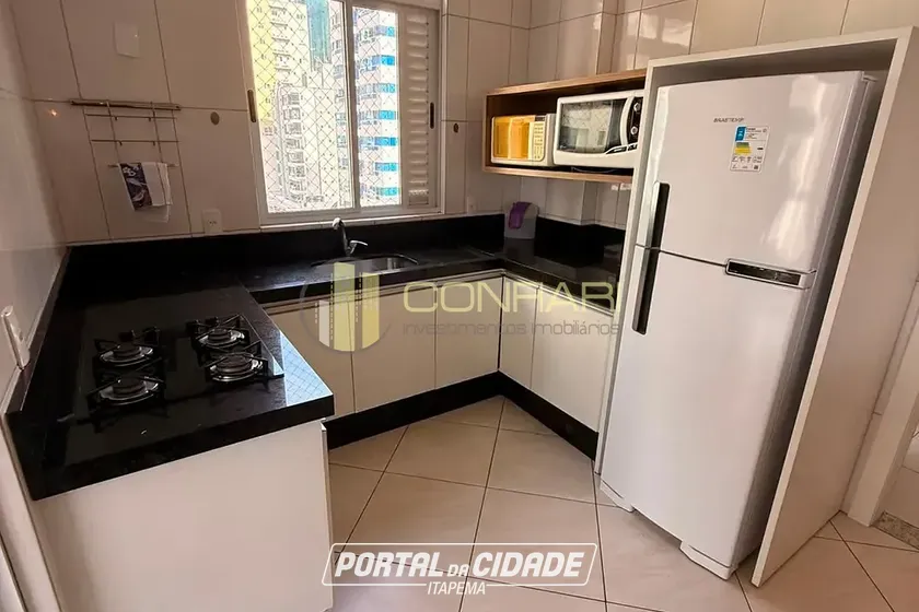 Apartamento &agrave; venda - 154m&sup2; - Meia Praia
