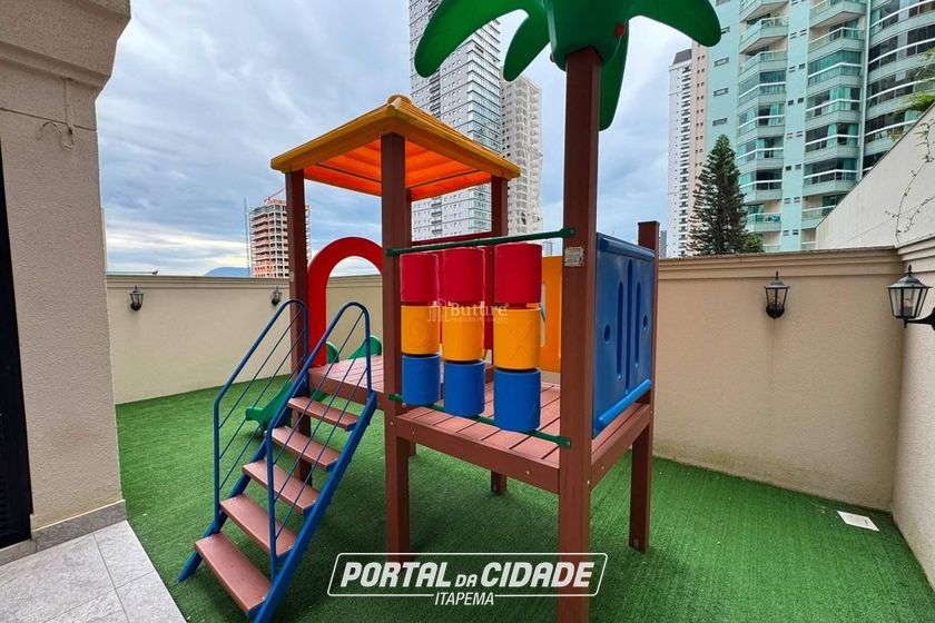 Apartamento &agrave; venda - Meia Praia