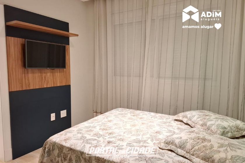 Apartamento para alugar - 132m&sup2; - Meia Praia