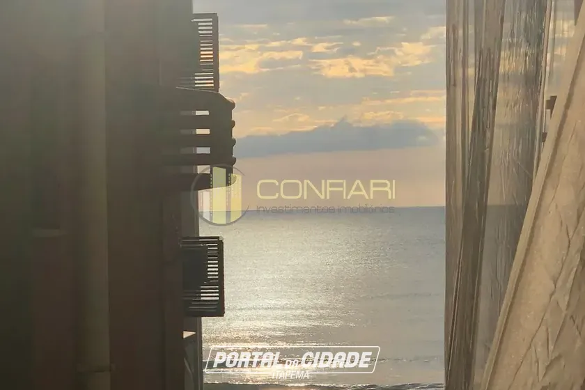 Apartamento &agrave; venda - 79m&sup2; - meia praia