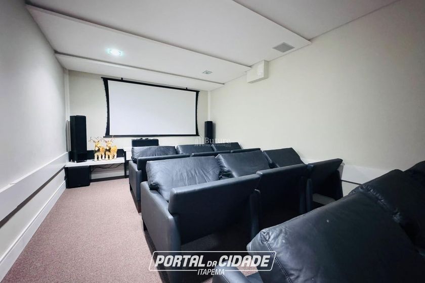 Apartamento &agrave; venda - 122m&sup2; - Centro
