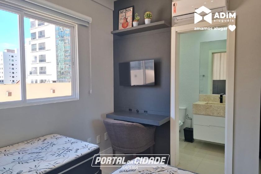 Apartamento para alugar - 125m&sup2; - Meia Praia