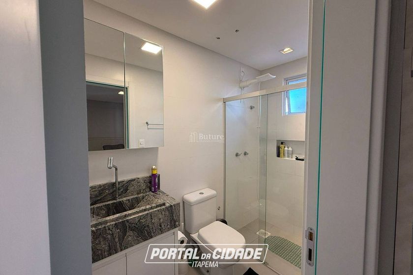 Apartamento &agrave; venda - Meia Praia