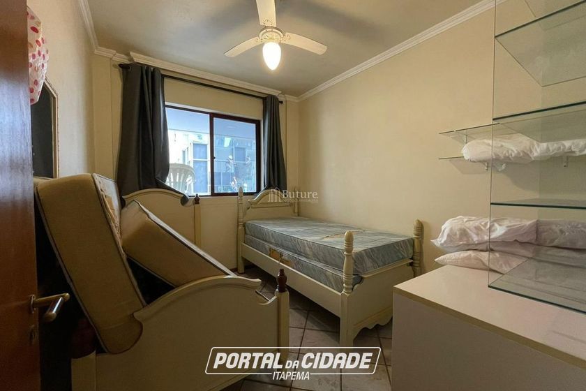 Apartamento &agrave; venda - 80m&sup2; - Meia Praia