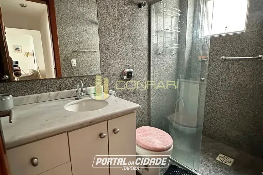 Apartamento para alugar - 70m&sup2; - Meia Praia