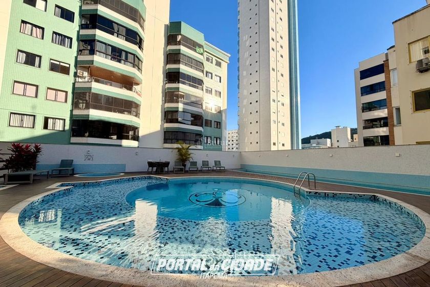 Apartamento &agrave; venda - 138m&sup2; - Centro
