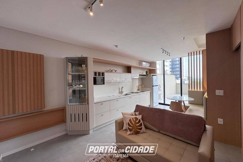 Apartamento &agrave; venda - Meia Praia