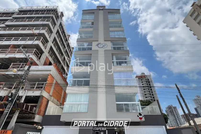 Apartamento &agrave; venda - 71m&sup2; - Pereque