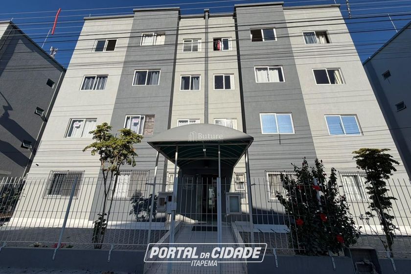 Apartamento &agrave; venda - 82m&sup2; - Morretes