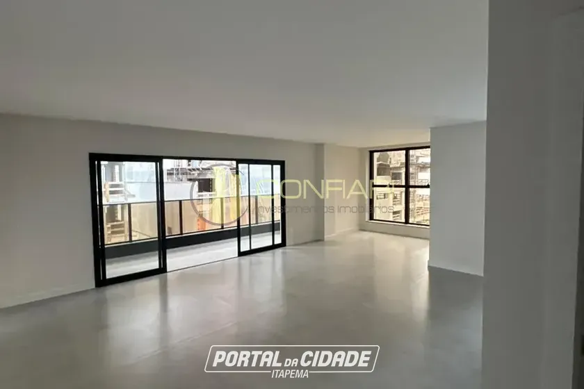 Apartamento &agrave; venda - 147m&sup2; - Pereque
