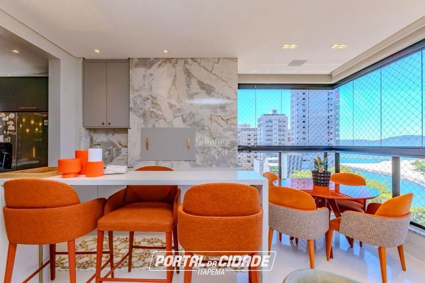 Apartamento &agrave; venda - 200m&sup2; - Meia Praia