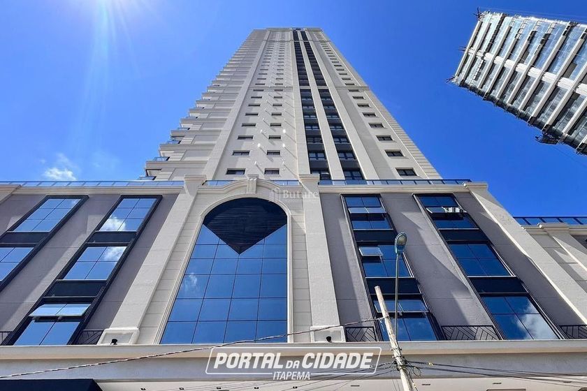 Apartamento &agrave; venda - 210m&sup2; - Centro