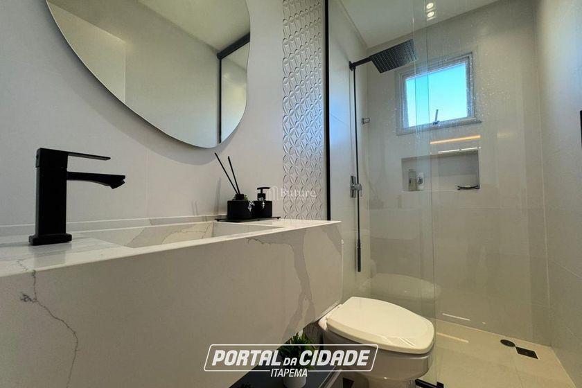 Apartamento &agrave; venda - 85m&sup2; - Meia Praia