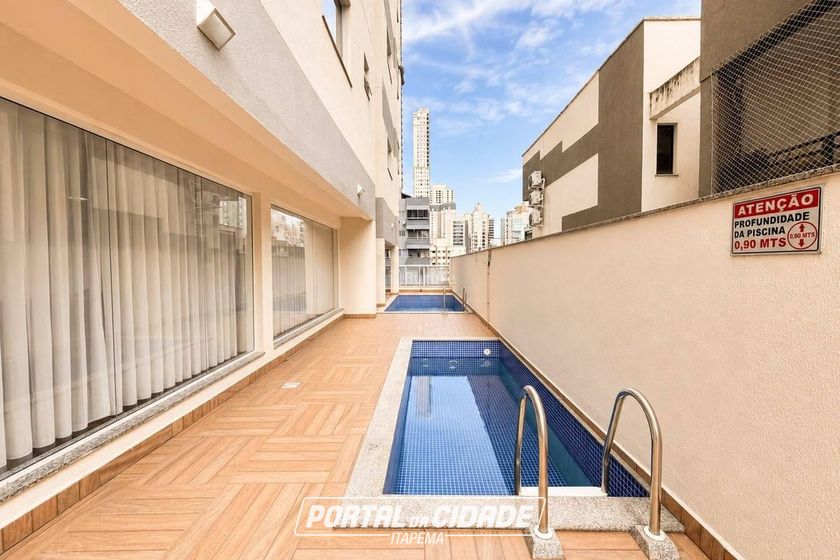 Apartamento &agrave; venda - Meia Praia