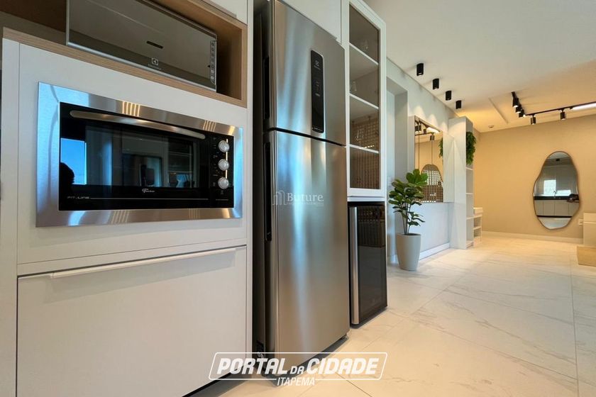 Apartamento &agrave; venda - 87m&sup2; - Centro