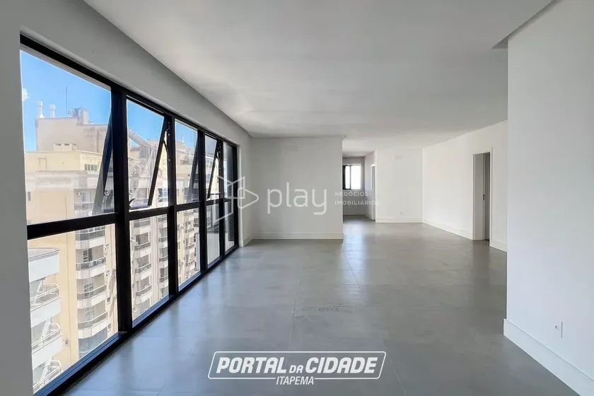 Apartamento &agrave; venda - 207m&sup2; - Meia Praia