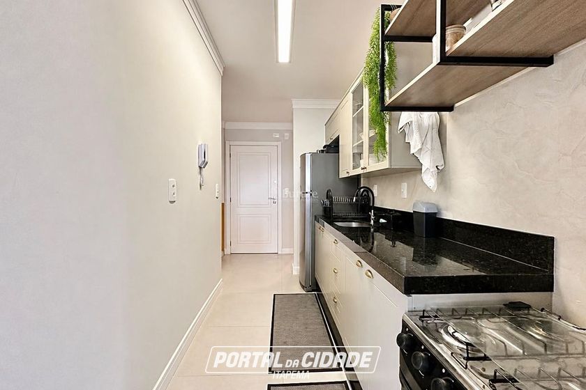 Apartamento &agrave; venda - 70m&sup2; - Tabuleiro dos Oliveiras
