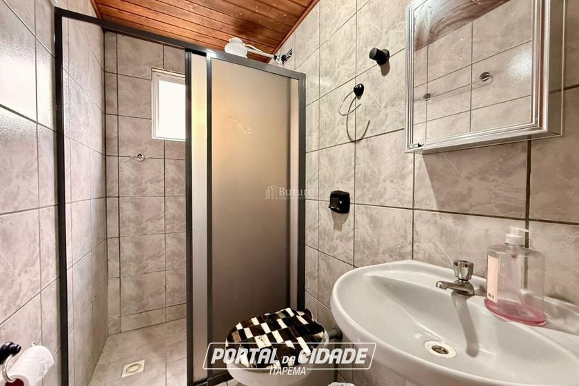 Apartamento &agrave; venda - 77m&sup2; - Meia Praia