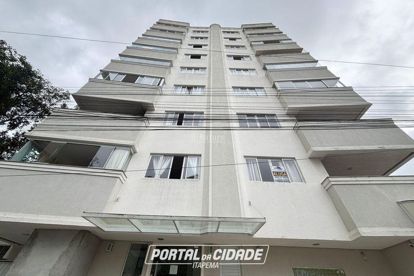 Apartamento &agrave; venda - 90m&sup2; - Centro