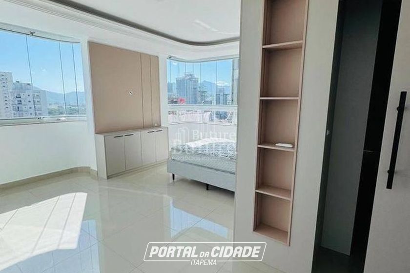Apartamento &agrave; venda - Meia Praia
