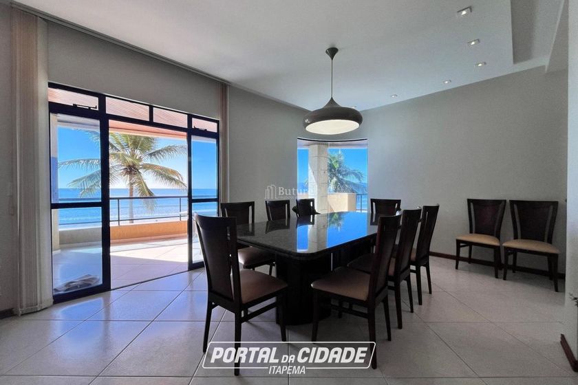 Apartamento &agrave; venda - 170m&sup2; - Meia Praia