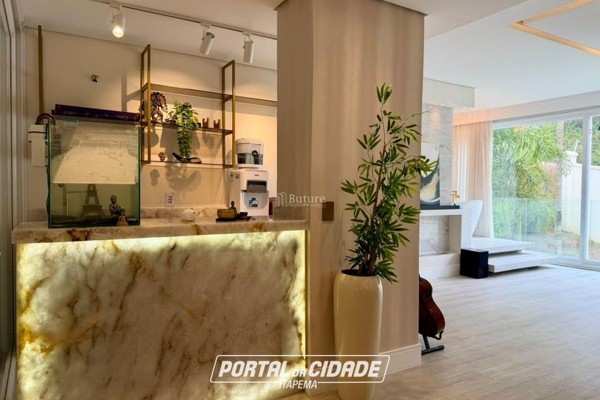 Casa &agrave; venda - 1200m&sup2; - Praia Brava