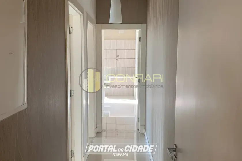 Apartamento para alugar - 150m&sup2; - Meia Praia