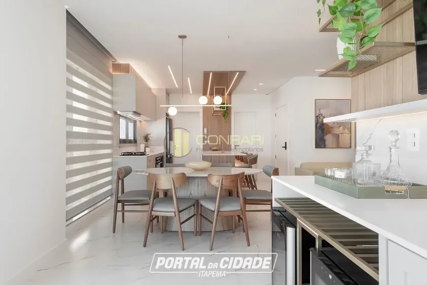 Apartamento &agrave; venda - 114m&sup2; - Meia Praia