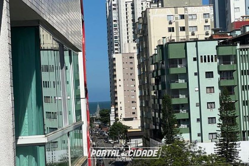 Apartamento para alugar - 130m&sup2; - Aririb&aacute;