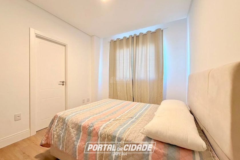 Apartamento &agrave; venda - 160m&sup2; - Centro
