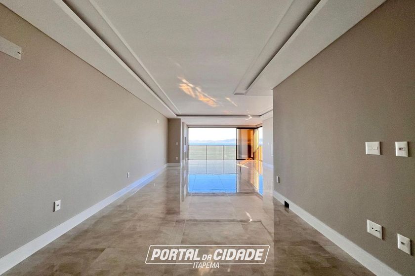 Apartamento &agrave; venda - 185m&sup2; - Centro