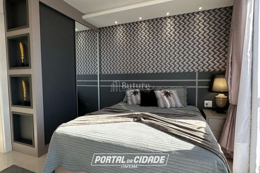 Apartamento &agrave; venda - 229m&sup2; - Meia Praia