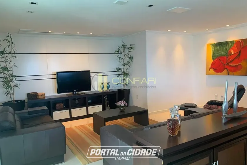 Apartamento &agrave; venda - 206m&sup2; - Meia Praia