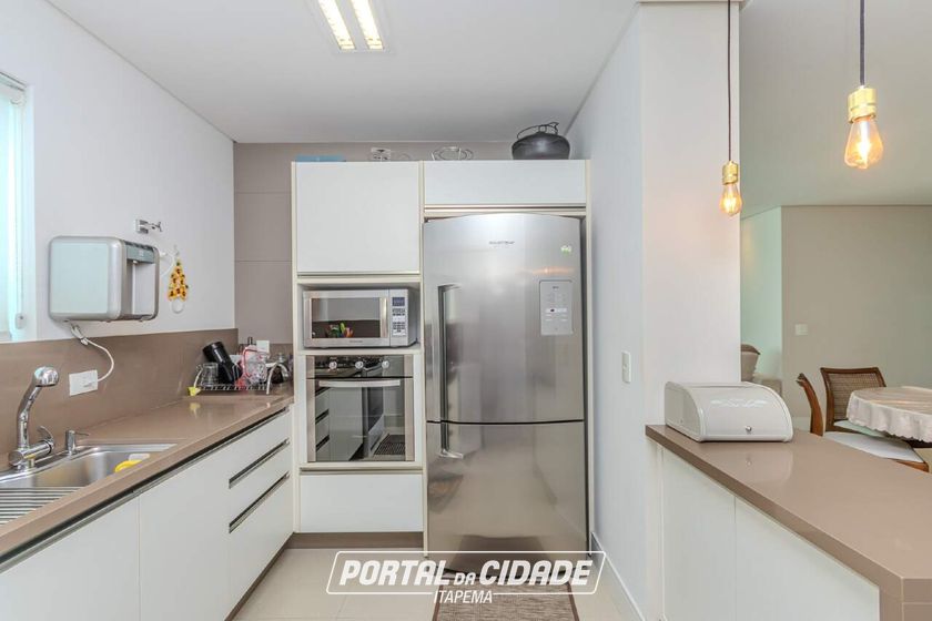 Apartamento para alugar - 130m&sup2; - Pioneiros
