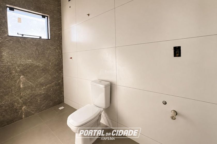 Casa &agrave; venda - 140m&sup2; - Itapema do Norte