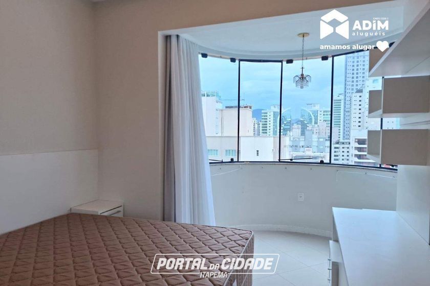 Apartamento para alugar - 172m&sup2; - Meia Praia