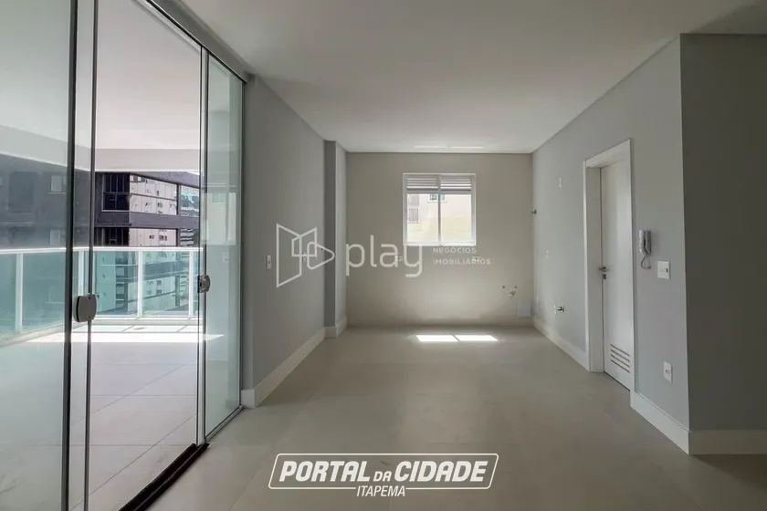 Apartamento &agrave; venda - 190m&sup2; - Meia Praia