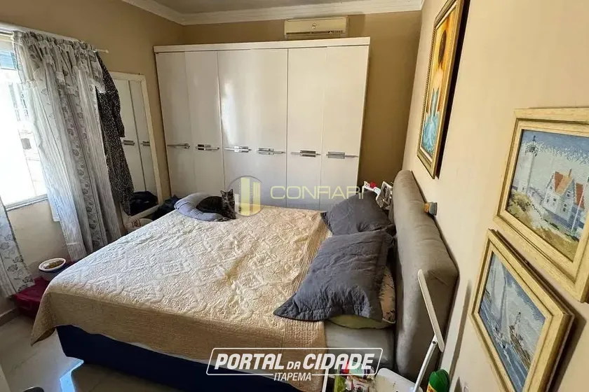 Casa &agrave; venda - 250m&sup2; - Casa Branca
