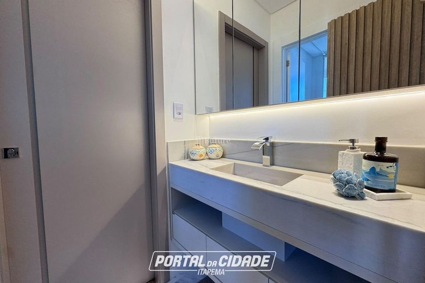 Apartamento &agrave; venda - 105m&sup2; - Centro
