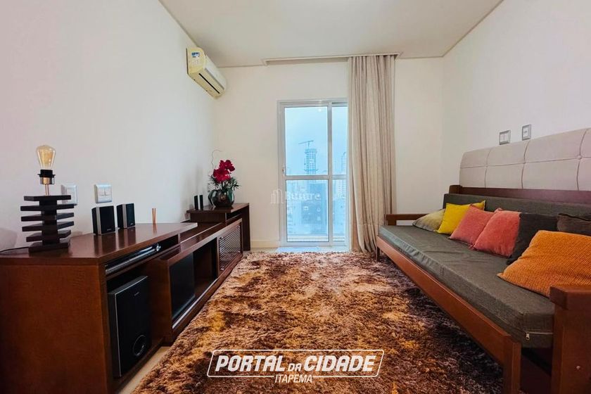 Apartamento &agrave; venda - 137m&sup2; - Centro