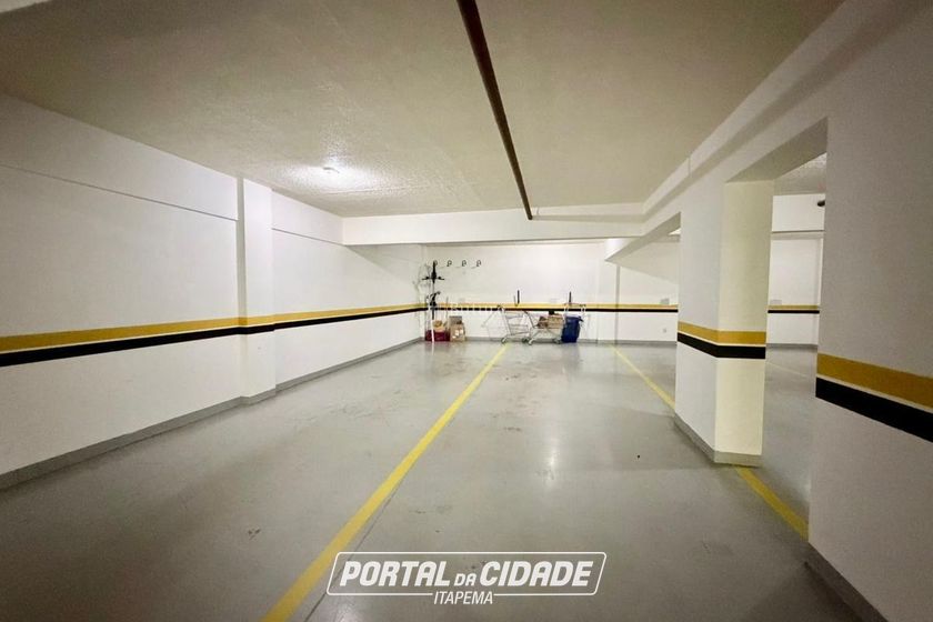 Apartamento &agrave; venda - 138m&sup2; - Centro