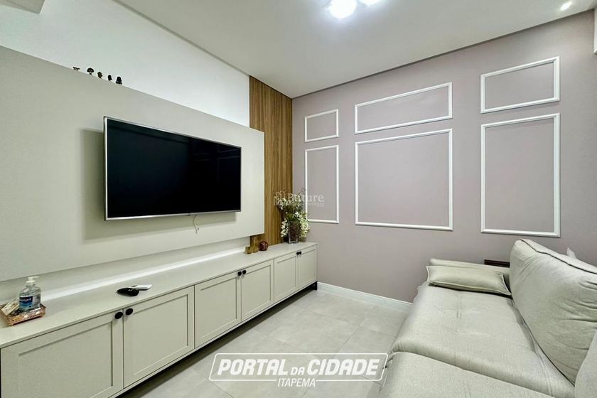 Apartamento &agrave; venda - 119m&sup2; - Meia Praia