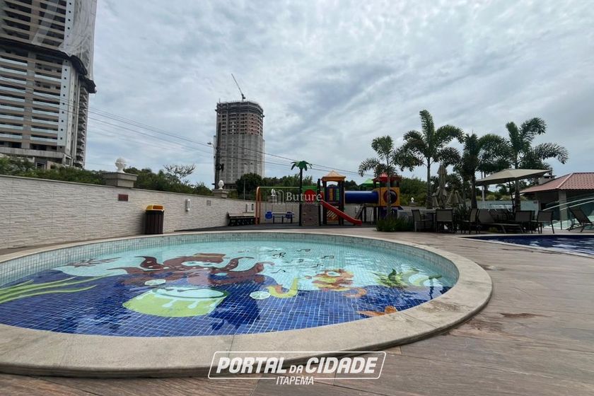 Apartamento &agrave; venda - 85m&sup2; - Meia Praia